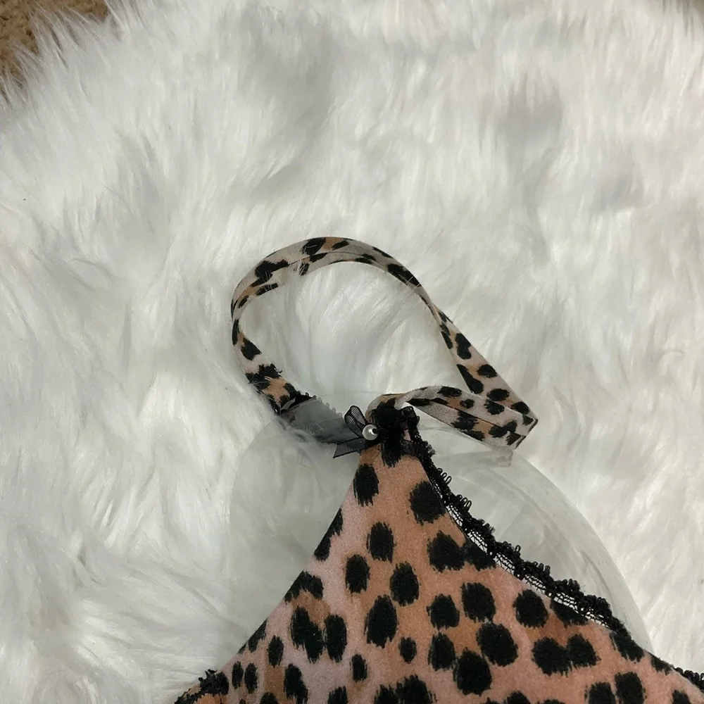 90s Victoria's Secret Leopard and Black Bra Set